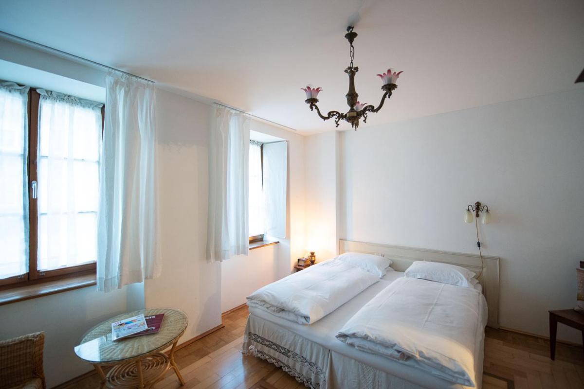 Boutique-Hotel Guesthouse Le Locle Exterior photo