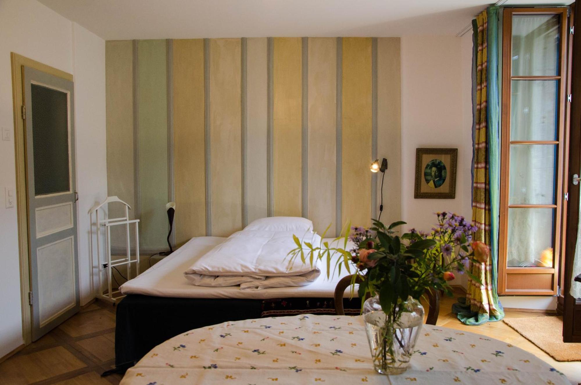 Boutique-Hotel Guesthouse Le Locle Exterior photo