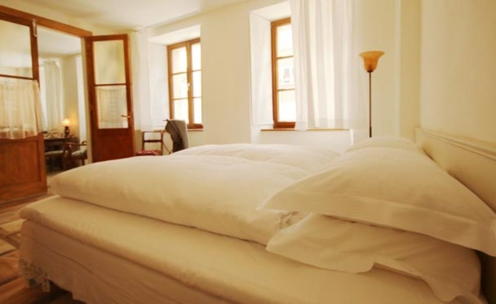 Boutique-Hotel Guesthouse Le Locle Exterior photo