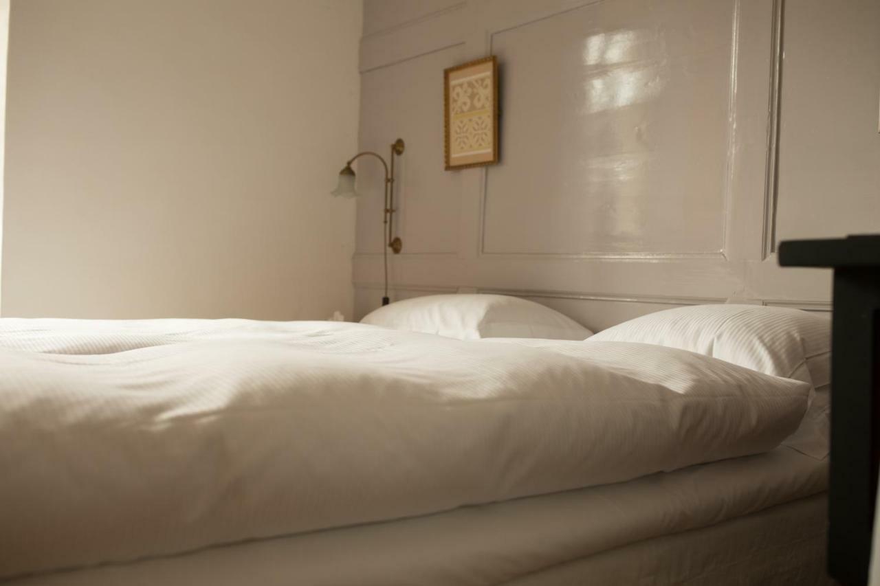 Boutique-Hotel Guesthouse Le Locle Exterior photo